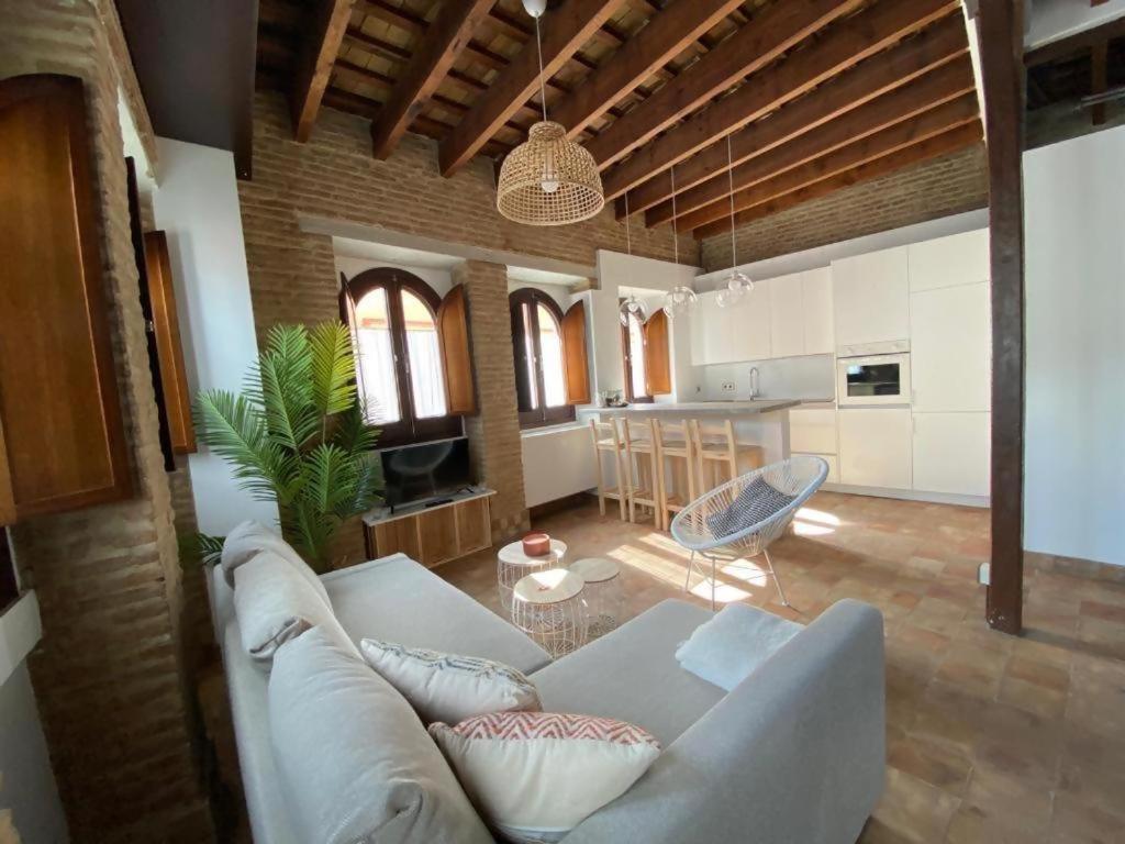 Hostfy Centro Puerta Osario Apartment Seville Ngoại thất bức ảnh